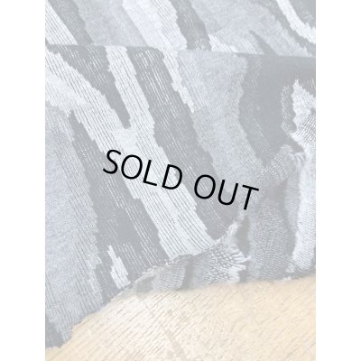 画像4: 生地：木目調ジャガード綿ニット（黒／グレー）