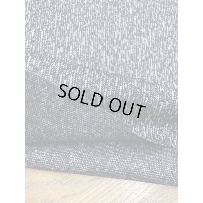 画像4: 生地：ウール／ポリエステルヨロケジャガードニット（黒系）