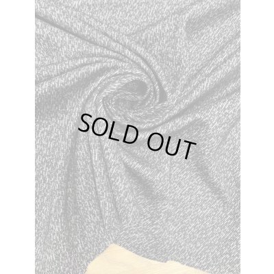 画像6: 生地：ウール／ポリエステルヨロケジャガードニット（黒系）