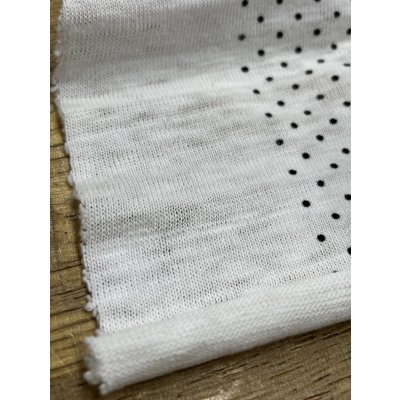 画像8: 生地：綿100％水玉柄シャンブレー天竺ニット（白／黒）