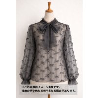 生地：ポリエステル100％ シフォンリボン装飾（黒）