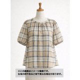 生地：ポリエステルチェックボイル（ベージュ×ブルー）