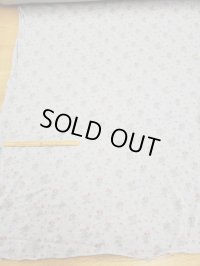 生地：綿花柄天竺（グレー／グリーン）