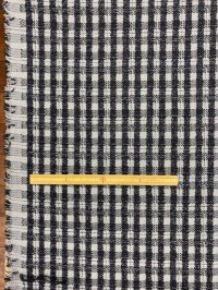 生地：チェック柄ジャガード（グレー／紺）