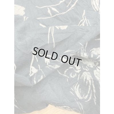 画像4: 生地：花柄ポリ綿シワ加工天竺（黒）