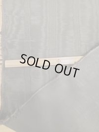 生地：綿モアレ（カーキ）