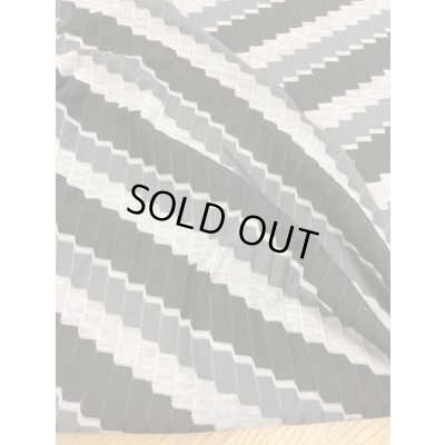 画像3: 生地：ジグザグボーダー柄ニット（黒系）