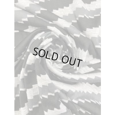 画像6: 生地：ジグザグボーダー柄ニット（黒系）