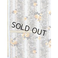 生地：花柄ストライプコットン（ベージュ）