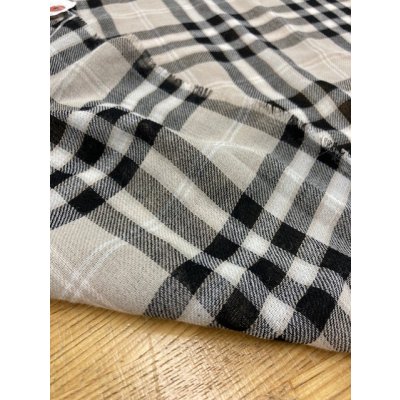 画像3: 生地:チェック柄ウールガーゼ(薄ベージュ)