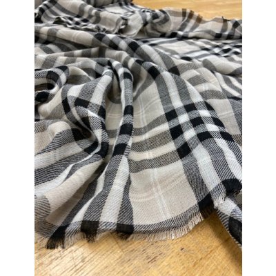 画像5: 生地:チェック柄ウールガーゼ(薄ベージュ)