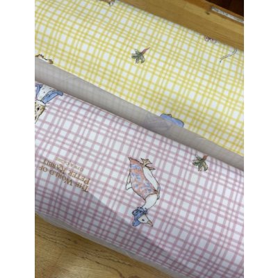 画像8: 生地：ピーターラビットチェック柄防炎コーティングポリ（ピンク）