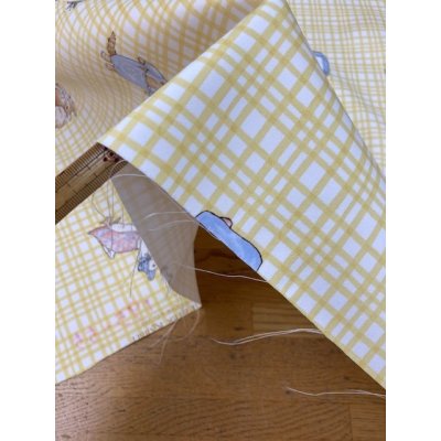 画像7: 生地：ピーターラビットチェック柄防炎コーティングポリ（黄色）