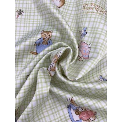 画像8: 生地：ピーターラビットチェック柄防炎コーティングポリ（緑色）