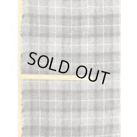 生地：ウールポリ混チェック柄ウールシャギー（グレー／黒）