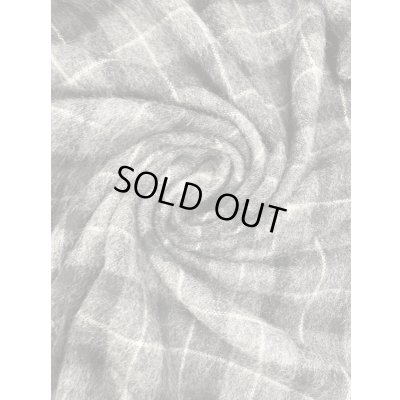 画像8: 生地：ウールポリ混チェック柄ウールシャギー（グレー／黒）