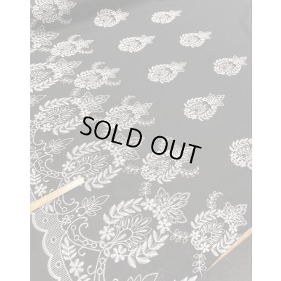 画像5: 生地：片耳スカラップ 刺しゅう風プリント綿（黒／白）