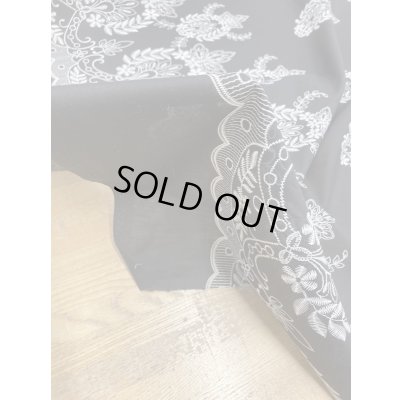 画像6: 生地：片耳スカラップ 刺しゅう風プリント綿（黒／白）