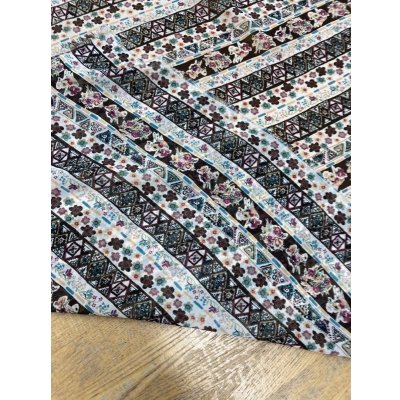 画像3: 生地：花柄ボーダー模様ポリエステルプリント（べージュ／茶）