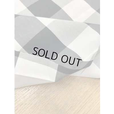 画像4: 生地：ダブル幅ブロックチェック柄プリントポリエステル（白／黒）