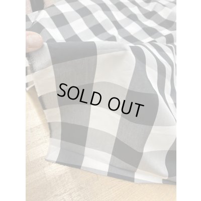 画像6: 生地：ダブル幅ブロックチェック柄プリントポリエステル（白／黒）
