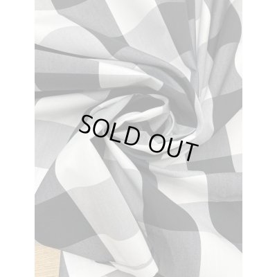 画像7: 生地：ダブル幅ブロックチェック柄プリントポリエステル（白／黒）