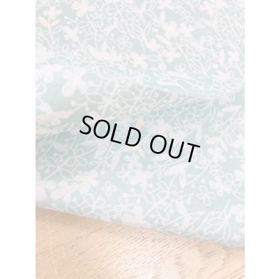 画像4: 生地：綿100％手書き花柄プリント80ローン（グリーン）