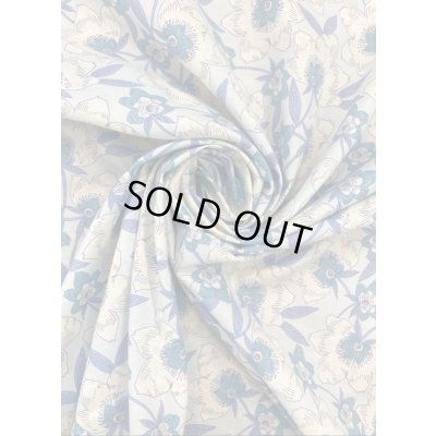 画像7: 生地：綿100％花柄プリント80ローン（水色／ベージュ）