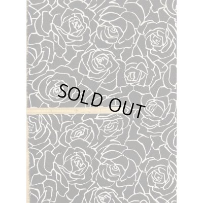 画像1: 生地：透かし編みポリエステル100％薔薇柄プリント（黒／白）