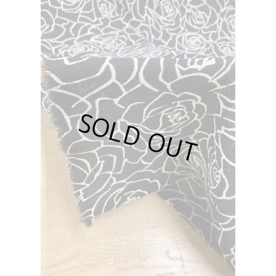 画像5: 生地：透かし編みポリエステル100％薔薇柄プリント（黒／白）