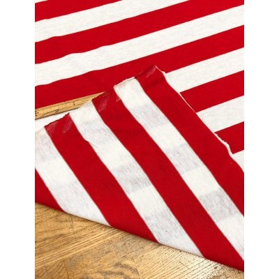 画像4: 生地：綿100％ボーダー柄天竺ニット（キナリ／赤）