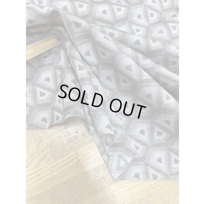 画像6: 生地：綿100％スクエア柄ジャガード（ベージュ／茶）