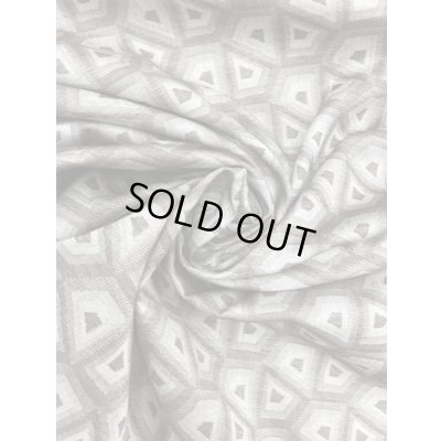 画像7: 生地：綿100％スクエア柄ジャガード（ベージュ／茶）