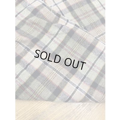 画像3: 生地：タータンチェック柄ウールポリ（ベージュ／緑黒赤）