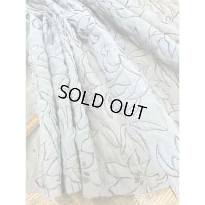 画像5: 生地：ポリ100％ふくれ加工花柄接結プリント（グレー／紺）