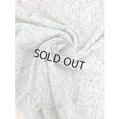 画像7: 生地：ポリ100％ふくれ加工花柄接結プリント（グレー／紺）