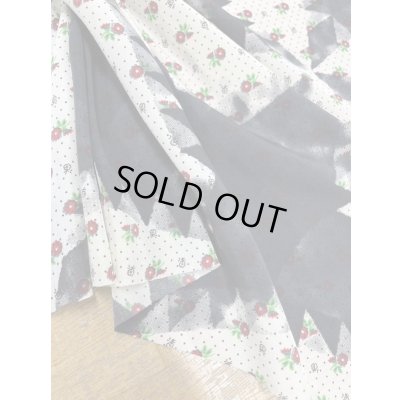 画像5: 生地：小花キルト柄プリントポリエステルデシン（クリーム／黒）