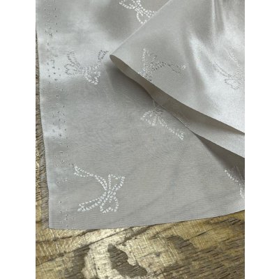 画像4: 生地：シルクタッチレーヨン100％リボン柄（薄ベージュ）