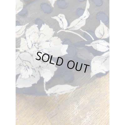 画像4: 生地:水玉カットドビー花柄プリント(紺/ベージュ)