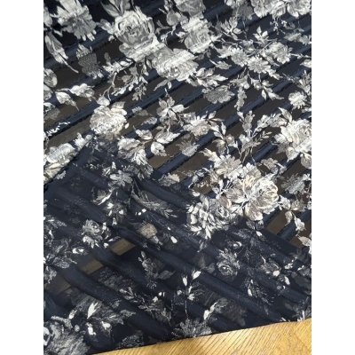 画像3: 生地：ボーダーカットドビー花柄プリント（紺／白）