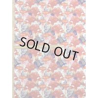 生地：綿100％花柄プリント（赤）