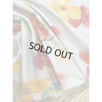 画像4: 生地：綿100％BIGフラワー柄プリント（薄グレー）