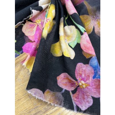 画像6: 生地：綿100％BIGフラワー柄プリント（黒）