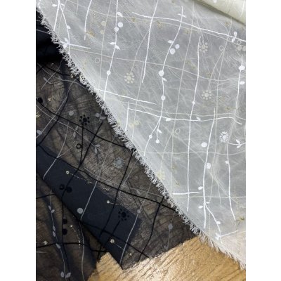 画像8: 生地：ポリエステル100％格子花柄シフォン（クリームイエロー）