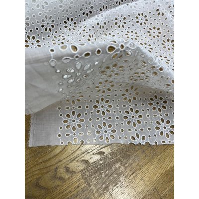 画像7: 生地：綿ポリ花柄刺繍レース（白）