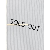 生地：綿100％ピンストライプ柄ダンガリー（紺／白）