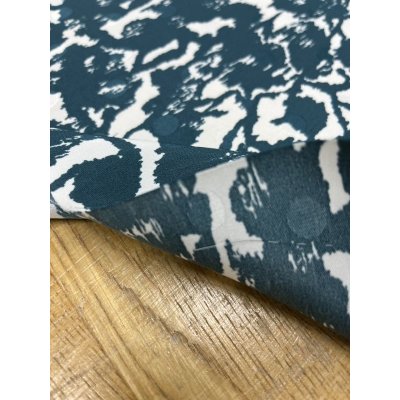 画像4: 生地：水玉織に花柄プリントポリエステル（緑）75cmパネル