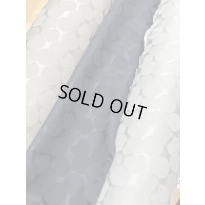 画像8: 生地:ポリストレッチサテンジャガード織り(紺)