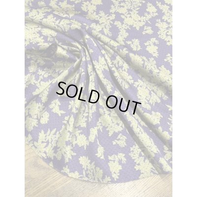 画像4: 生地：ポリストレッチサテンジャガード織り花柄（青紫／黄色）