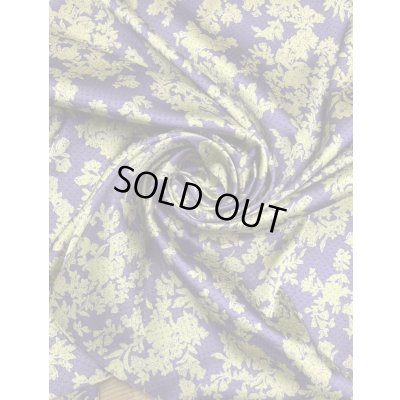 画像6: 生地：ポリストレッチサテンジャガード織り花柄（青紫／黄色）